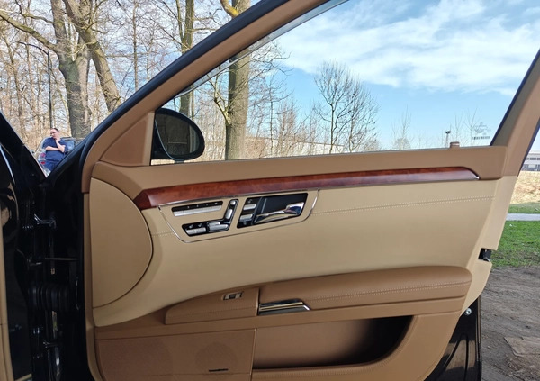 Mercedes-Benz Klasa S cena 199900 przebieg: 27800, rok produkcji 2007 z Ostrowiec Świętokrzyski małe 781